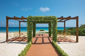 Dreams Sapphire Resort & Spa