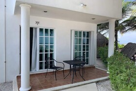 Hotel & Beach Club Ojo de Agua