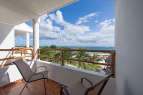 Hotel & Beach Club Ojo de Agua