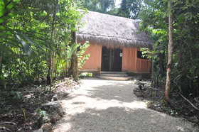 Jolie Jungle Eco Hotel