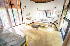 Jolie Jungle Eco Hotel