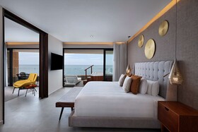 The Fives Oceanfront