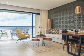 The Fives Oceanfront