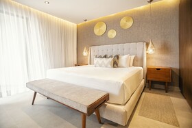 The Fives Oceanfront