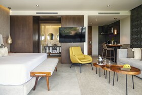 The Fives Oceanfront
