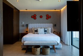 The Fives Oceanfront