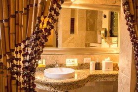 Cocos Cabanas