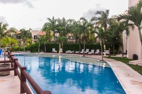 Coral Maya Stay Suites