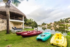Coral Maya Stay Suites