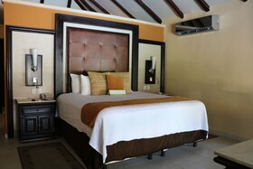 El Dorado Casitas Royale