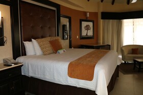 El Dorado Casitas Royale