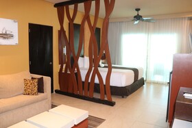 Generations Riviera Maya