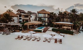 Akkuun Tulum Adults Only