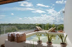 Aruna Tulum-Luxury Studios & Apartments