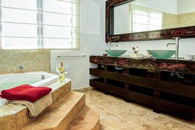 Blueberry Luxury Condo Tulum