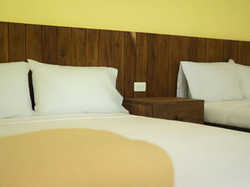 Colorbox beds and rooms by Milenium