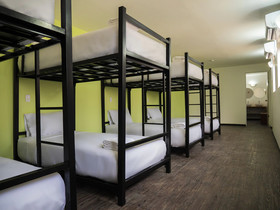 Colorbox beds and rooms by Milenium