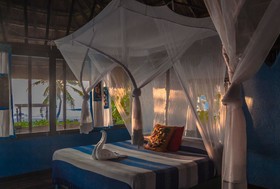 Hemingway Romantic Resort