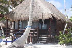 Hemingway Romantic Resort