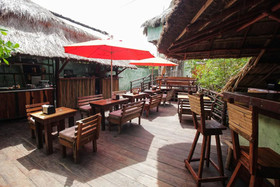 Hostel Bambu Gran Palas and Cenote