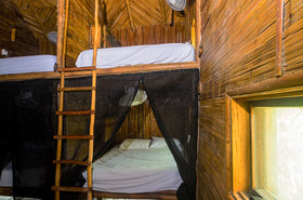 Hostel Bambu Gran Palas and Cenote