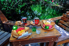 Hostel Bambu Gran Palas and Cenote