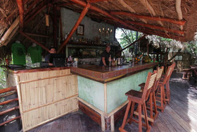 Hostel Bambu Gran Palas and Cenote