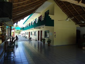OYO Hotel Palma Real