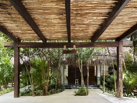 Kimpton Aluna Tulum