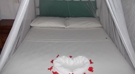 L.Hotelito
