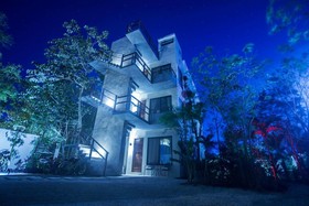 Naats Amigos Tulum