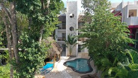 Loto Tulum