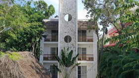 Loto Tulum