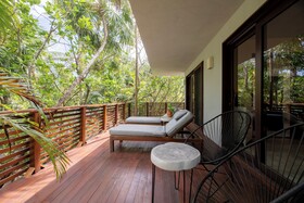 Lula Seaside Boutique Hotel
