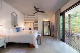 Lula Seaside Boutique Hotel