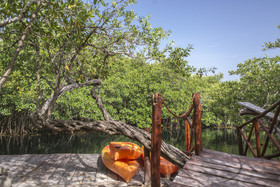 Maya Cabanas & Cenote Tulum