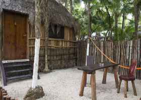 Maya Cabanas & Cenote Tulum