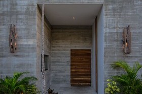 Mudra Tulum