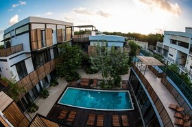 Mudra Tulum