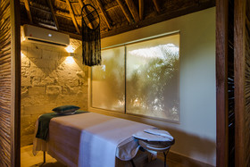 Náay Tulum Curamoria Collection