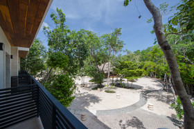 Náay Tulum Curamoria Collection