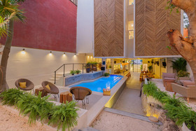Oostel Smart Hostel