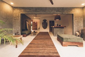 Panacea Luxury Hotel
