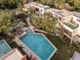 Panacea Luxury Hotel