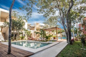 Panacea Luxury Hotel
