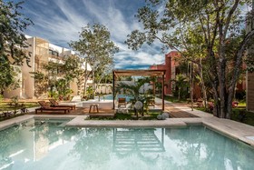Panacea Luxury Hotel