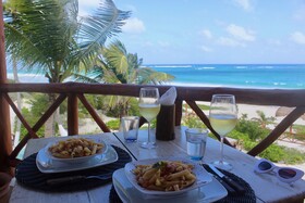 Playaakun Luxury Beach Retreat