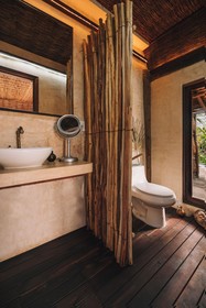 Radhoo Tulum