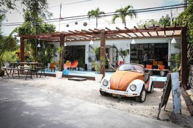 Teetotum hotel