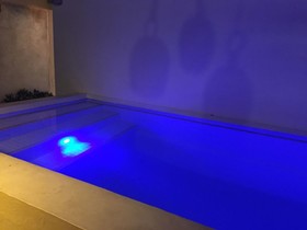 Teetotum hotel